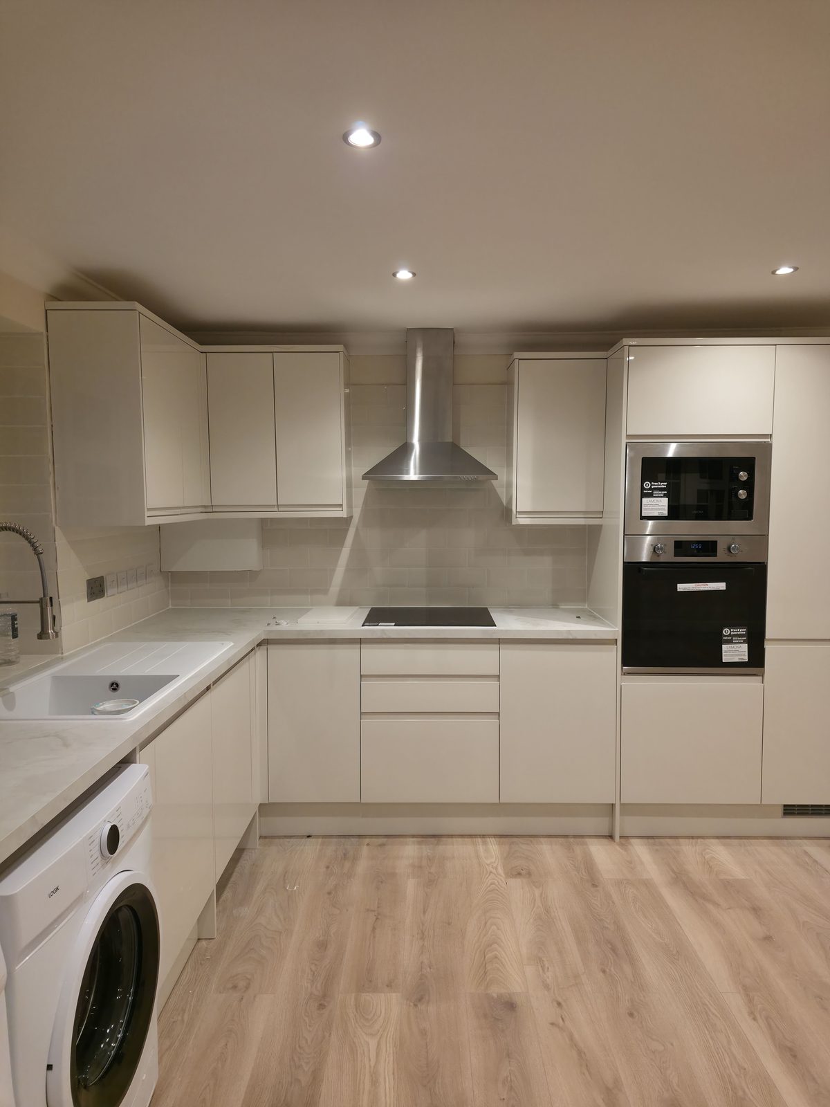 Kitchens by JNNYBYTE LTD